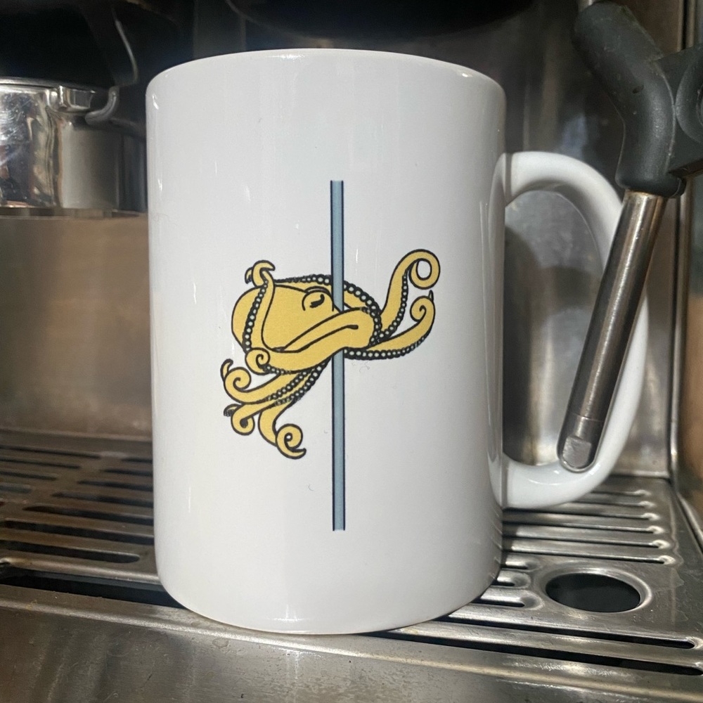 Character Stripper Mug - Picture 9 of 14